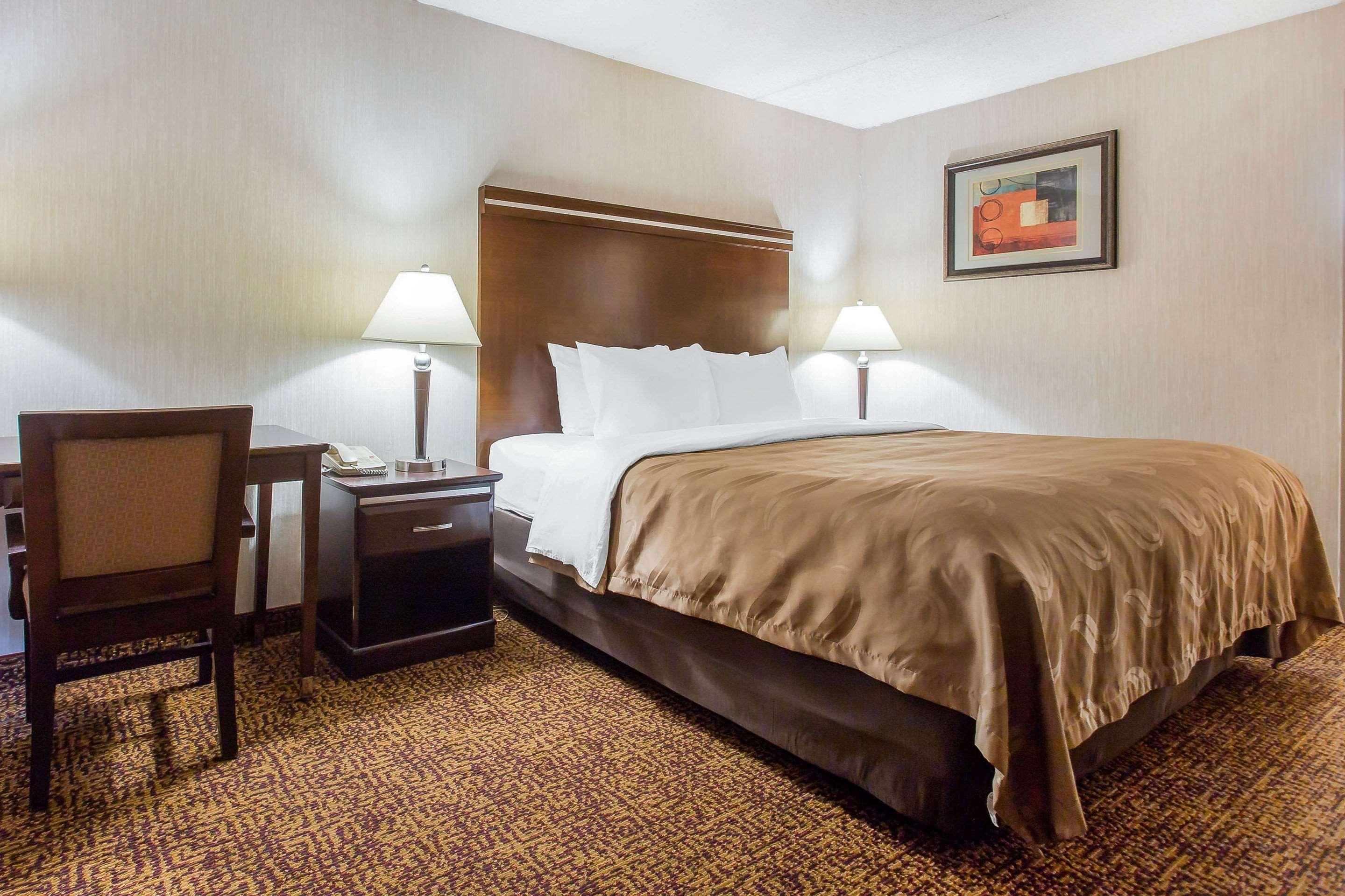 Quality Inn Mount Airy Mayberry Exterior foto