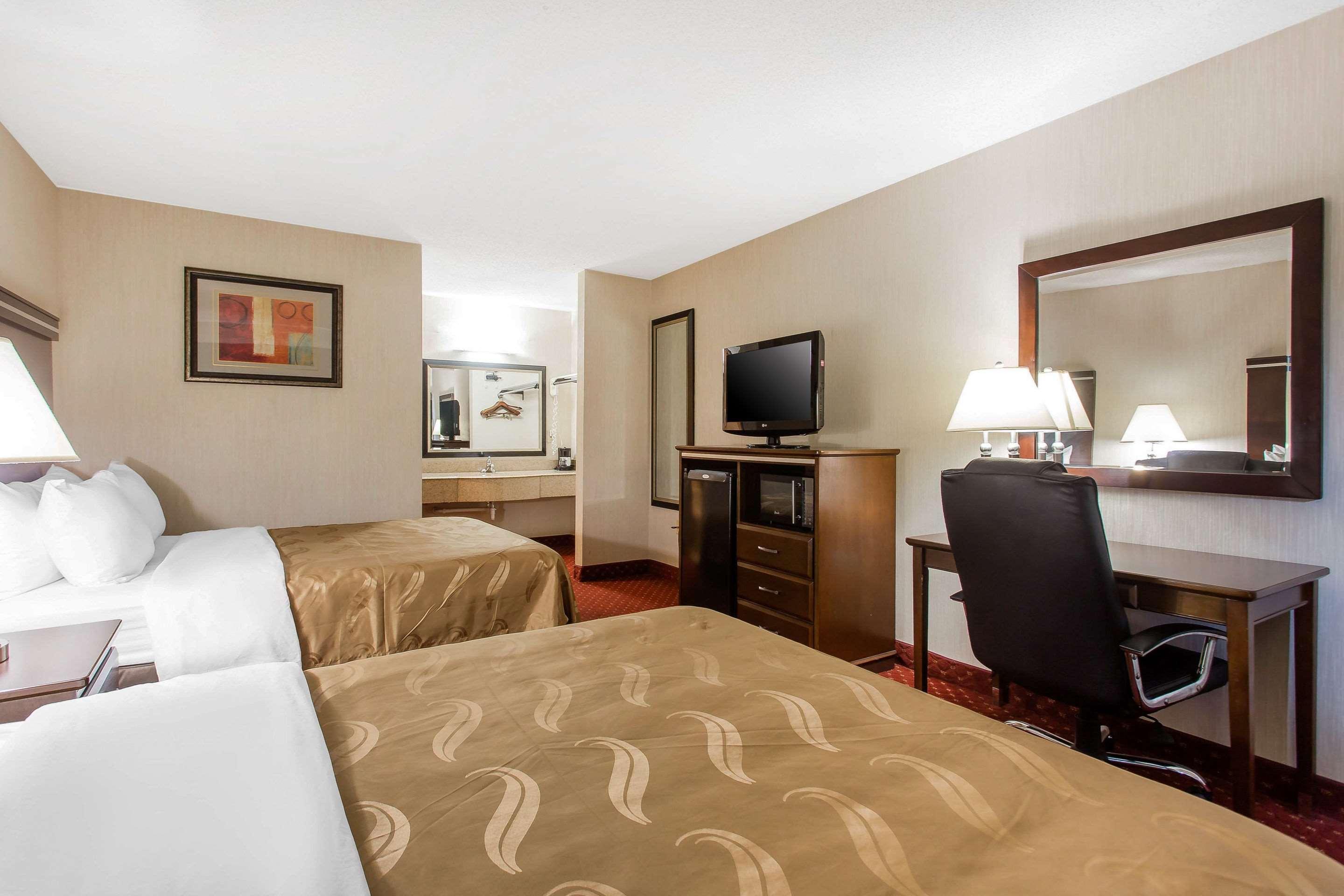 Quality Inn Mount Airy Mayberry Exterior foto