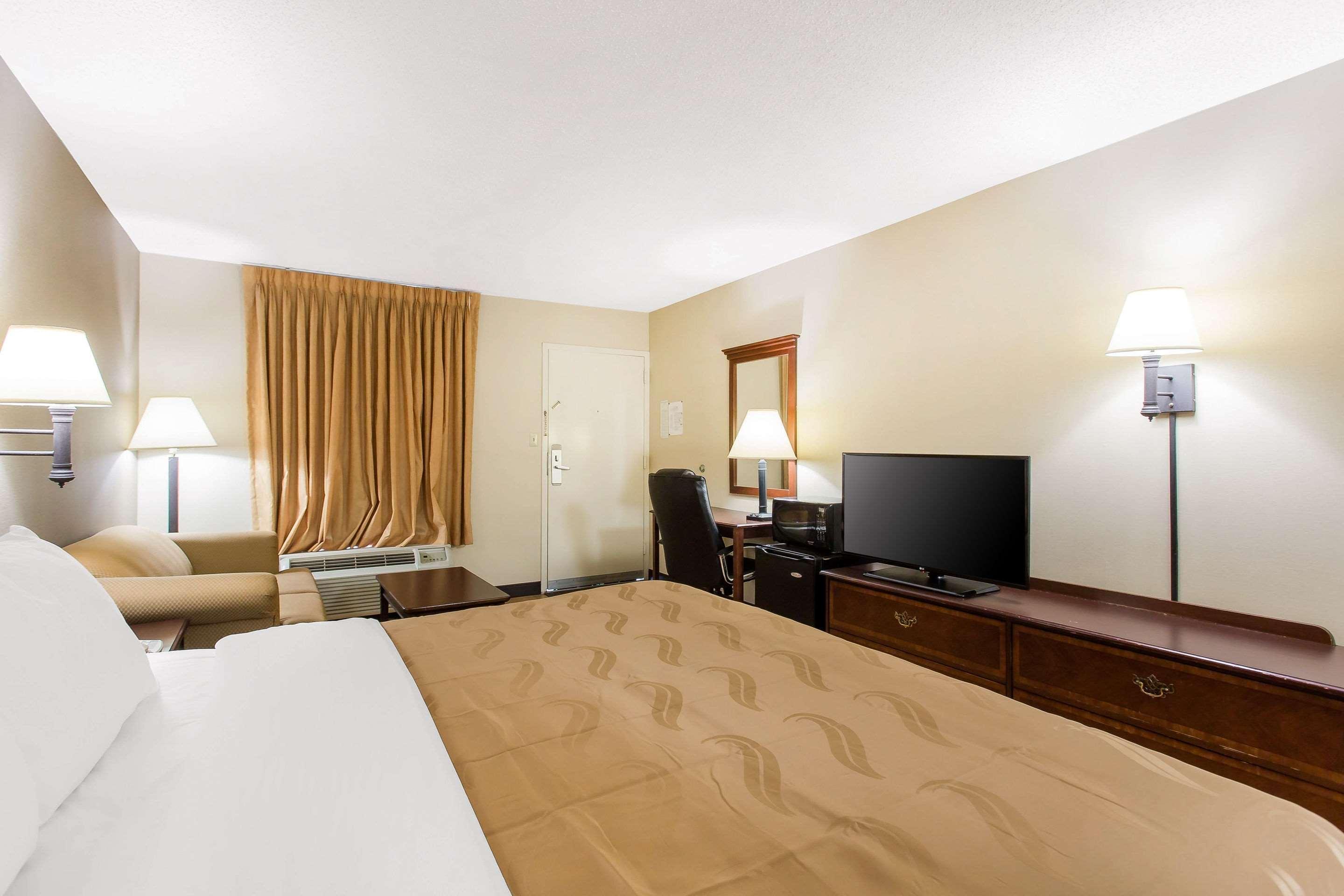 Quality Inn Mount Airy Mayberry Exterior foto