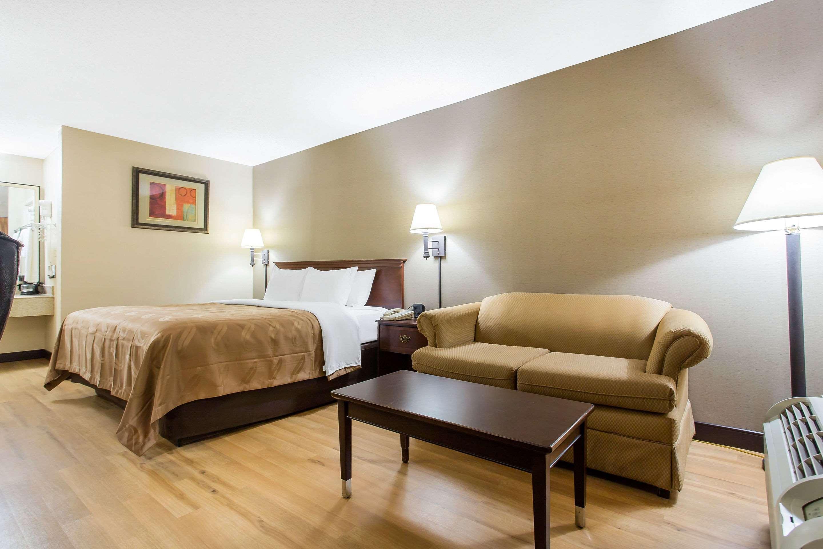 Quality Inn Mount Airy Mayberry Exterior foto