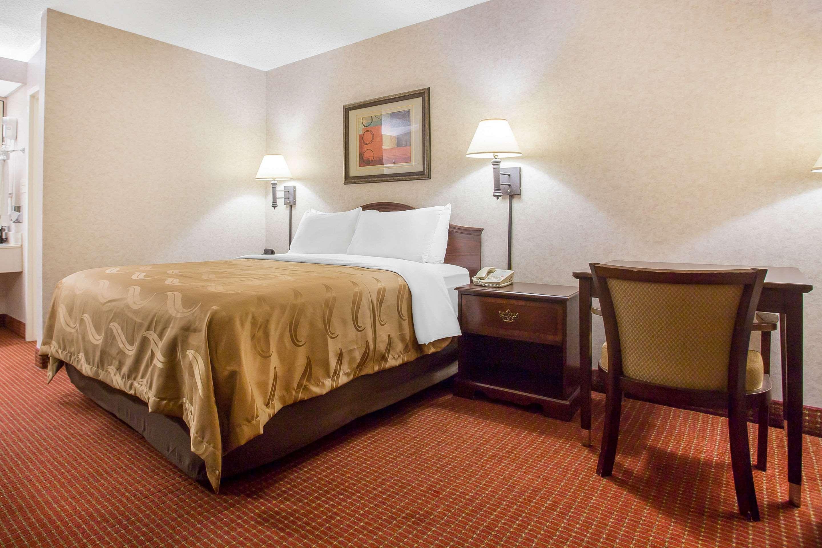 Quality Inn Mount Airy Mayberry Exterior foto